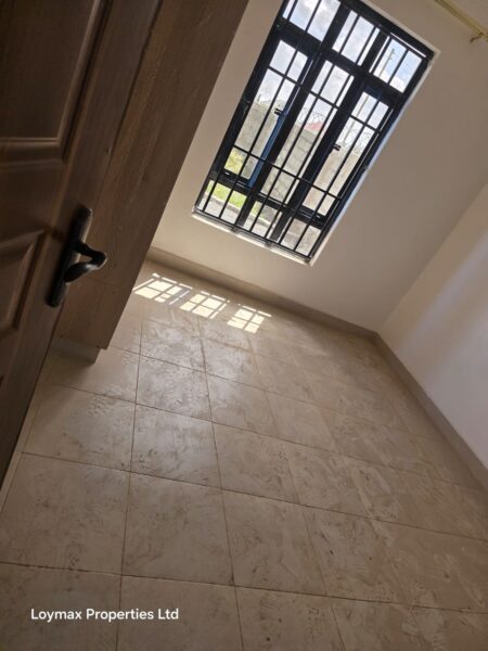 Spacious 4-Bedroom All-Ensuite House to Let – Own Compound