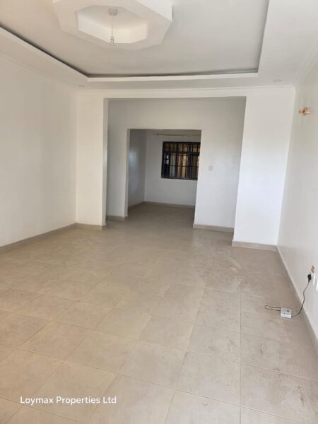 Spacious 4-Bedroom All-Ensuite House to Let – Own Compound