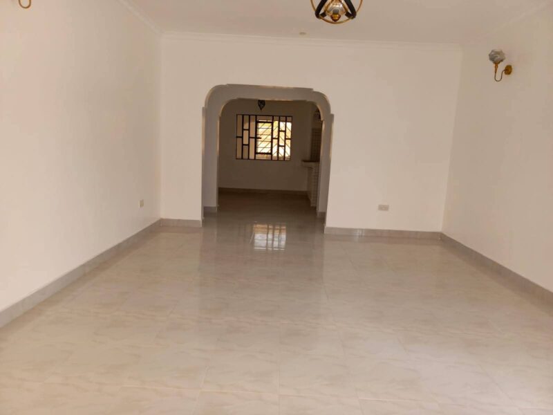 𝟑 𝐁𝐞𝐝𝐫𝐨𝐨𝐦𝐬 𝐁𝐮𝐧𝐠𝐚𝐥𝐨𝐰𝐬 𝐟𝐨𝐫 𝐒𝐚𝐥𝐞