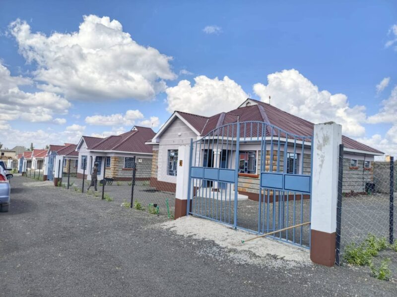 𝟑 𝐁𝐞𝐝𝐫𝐨𝐨𝐦𝐬 𝐁𝐮𝐧𝐠𝐚𝐥𝐨𝐰𝐬 𝐟𝐨𝐫 𝐒𝐚𝐥𝐞