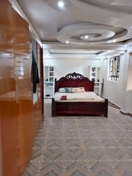 5BEDROOM ALL ENSUITE at Embassy