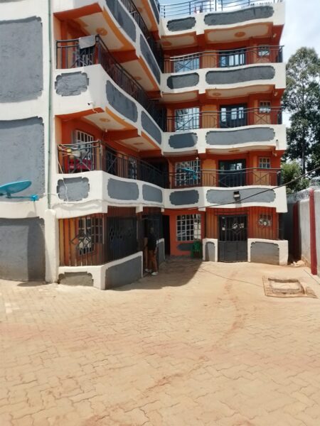 2bedroom vacant available