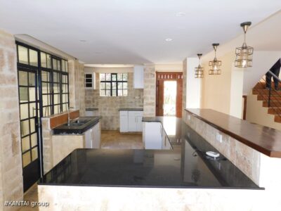 4 Bedroom House with DSQ for Sale in Kitengela – KSh 14M