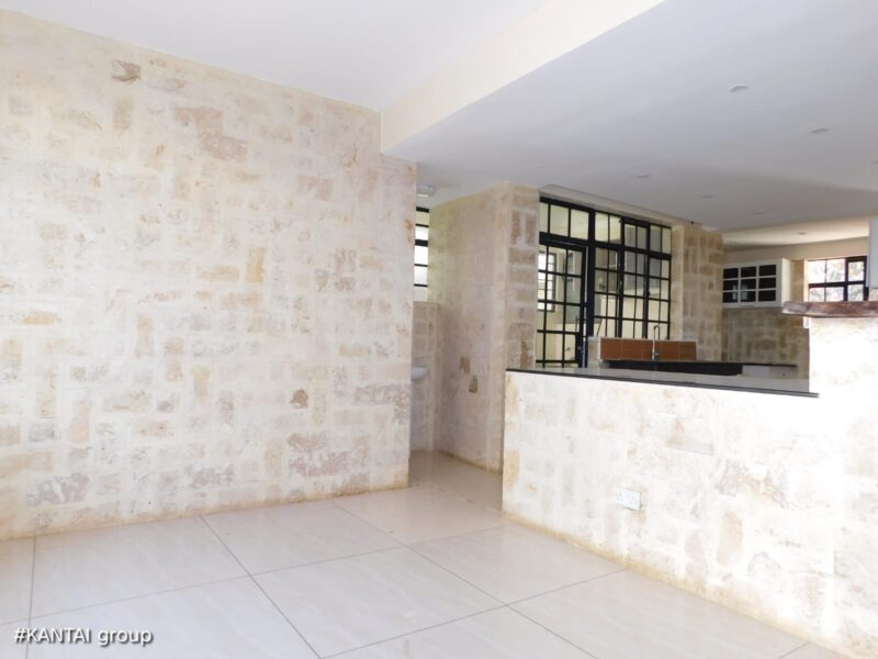 4 Bedroom House with DSQ for Sale in Kitengela – KSh 14M