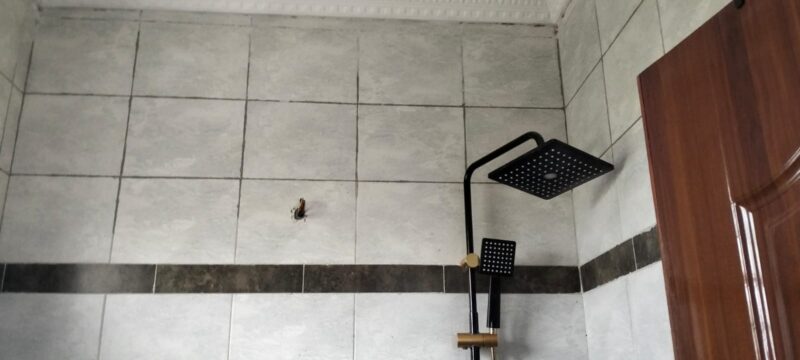 4 Bedroom Bungalow for Sale in Far Side Kitengela – Near St. Bernard Birika (KSh 10M, Negotiable)