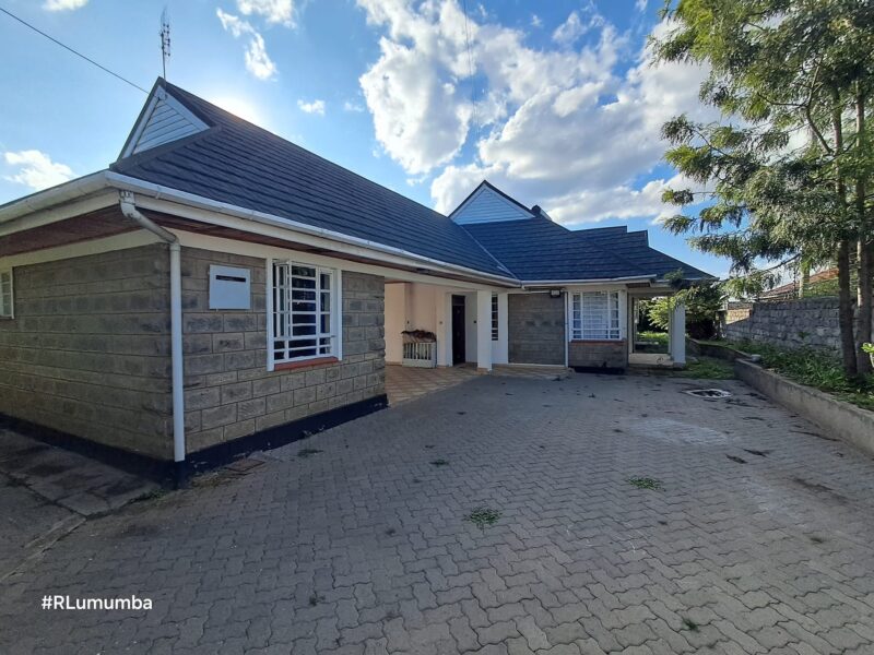 5 Bedroom All Ensuite House with SQ on ½ Acre for Sale in Kitengela Chuna (5th Campus Rd) – 700m from Namanga Road (KSh 25M O.N.O)
