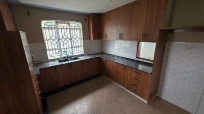 5 Bedroom Maisonette for Rent in Kitengela Milimani | Half Acre Compound | KSh 80,000