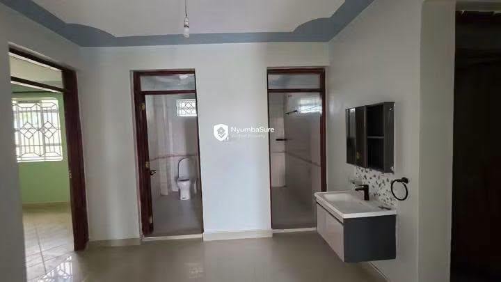 5 Bedroom Maisonette for Rent in Kitengela Milimani | Half Acre Compound | KSh 80,000
